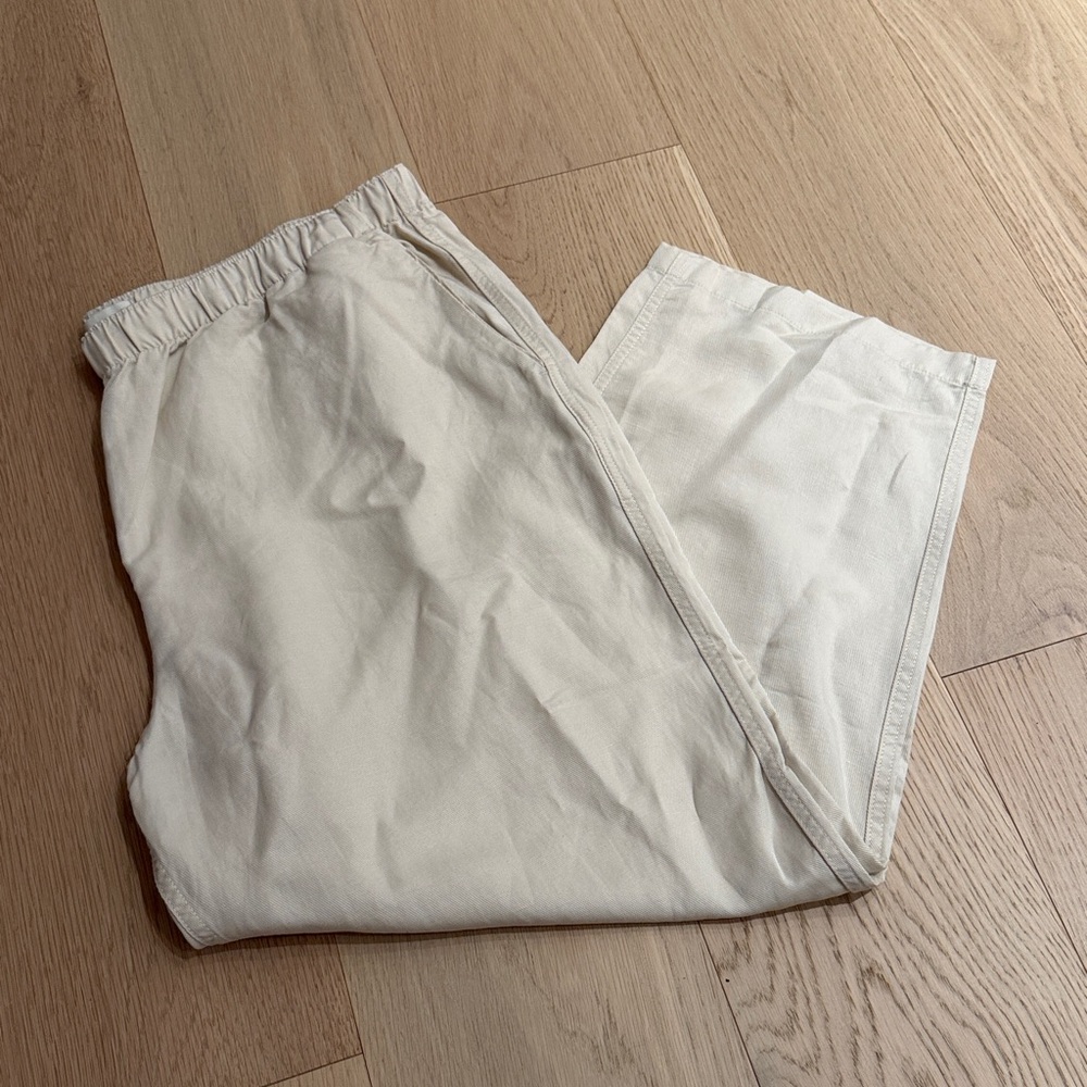 NWOT Abercrombie & Fitch Cream Pants